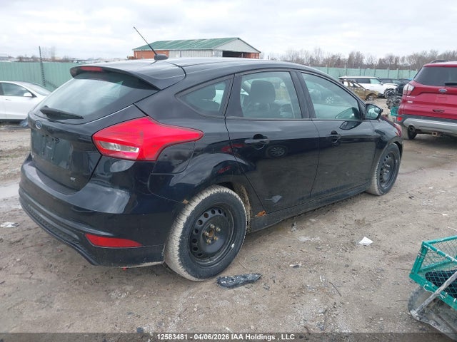 1FADP3K2XJL219003 Ford FOCUS SE