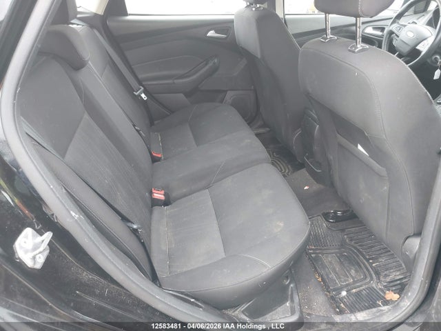 1FADP3K2XJL219003 Ford FOCUS SE