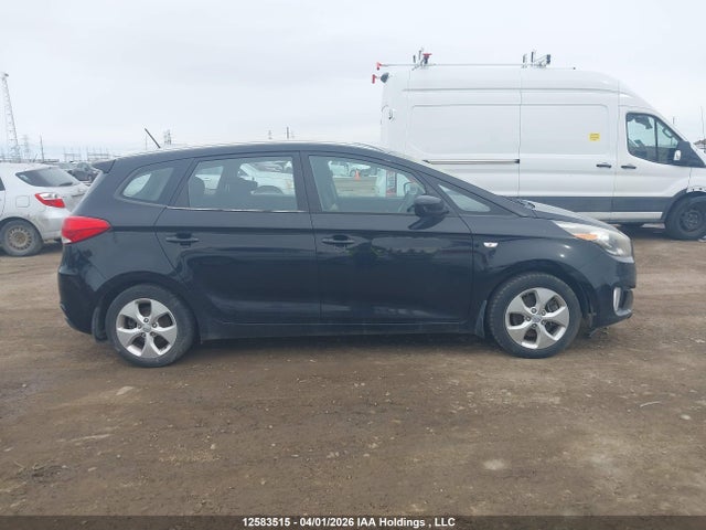 12583515 :رقم المزاد ، KNAHT8A37E7047507 vin ، 2014 Kia Rondo مزاد بيع