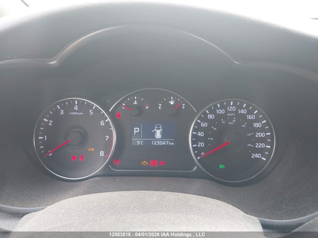 12583515 :رقم المزاد ، KNAHT8A37E7047507 vin ، 2014 Kia Rondo مزاد بيع