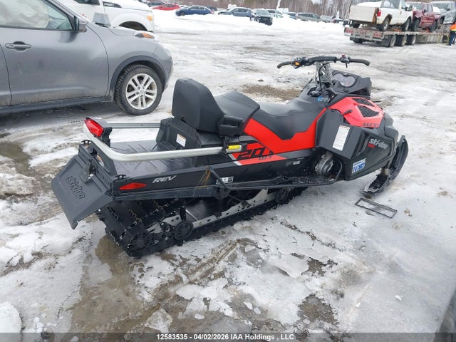 YH2SSMLC8LR000343 Skidoo Skidoo.