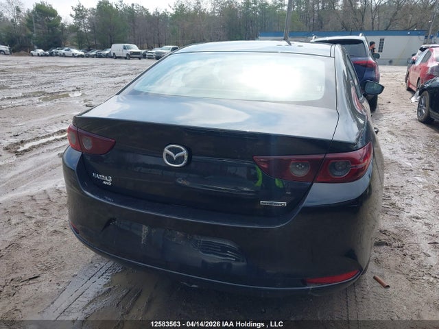 JM1BPBCM1K1144068 Mazda Mazda3 Gs