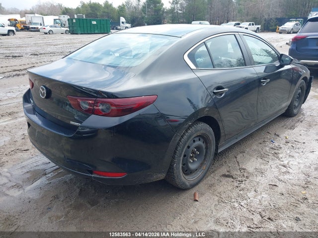 JM1BPBCM1K1144068 Mazda Mazda3 Gs