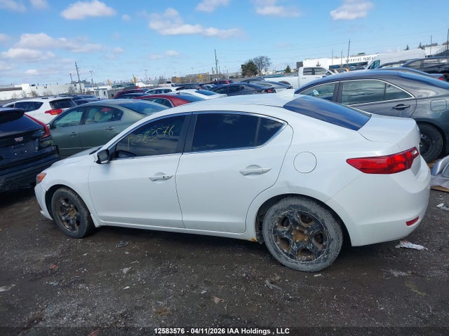 2013 Acura Ilx მანქანა იყიდება აუქციონზე, vin: 19VDE1F79DE404398, აუქციონის ნომერი: 12583576