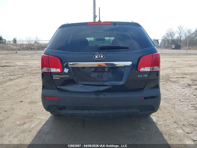 12583587 :رقم المزاد ، 5XYKUDA22DG385887 vin ، 2013 Kia Sorento Ex مزاد بيع