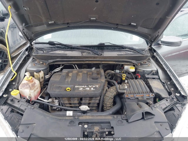Продажа на аукционе авто 2013 Chrysler 200 Lx, vin: 1C3CCBAB0DN696937, номер лота: 12583589