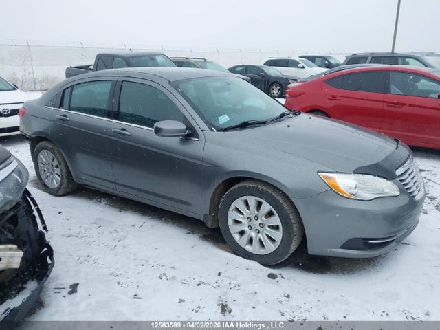 Продажа на аукционе авто 2013 Chrysler 200 Lx, vin: 1C3CCBAB0DN696937, номер лота: 12583589