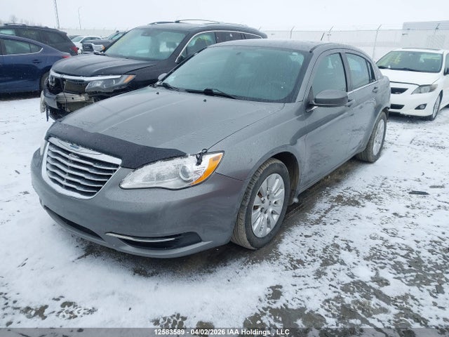 Продажа на аукционе авто 2013 Chrysler 200 Lx, vin: 1C3CCBAB0DN696937, номер лота: 12583589