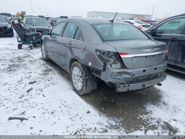 Продажа на аукционе авто 2013 Chrysler 200 Lx, vin: 1C3CCBAB0DN696937, номер лота: 12583589