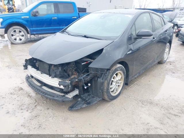 JTDKBRFU9G3522216 Toyota Prius Technology/touring