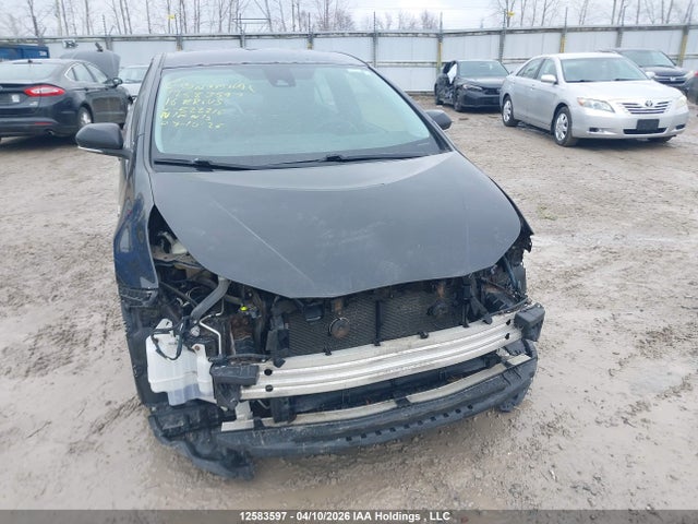 JTDKBRFU9G3522216 Toyota Prius Technology/touring