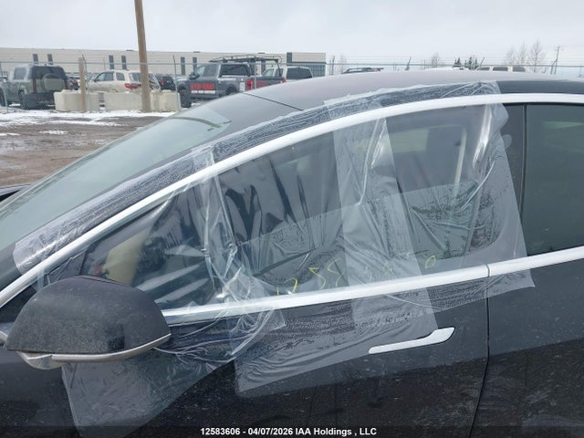 12583606 :رقم المزاد ، 5YJ3E1EB3JF109618 vin ، 2018 Tesla Model 3 مزاد بيع
