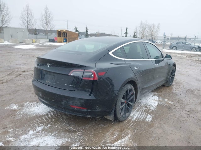 12583606 :رقم المزاد ، 5YJ3E1EB3JF109618 vin ، 2018 Tesla Model 3 مزاد بيع