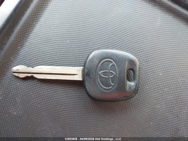 12583608 :رقم المزاد ، 5TDDK3DC9DS058211 vin ، 2013 Toyota Sienna Xle 7 Passenger مزاد بيع
