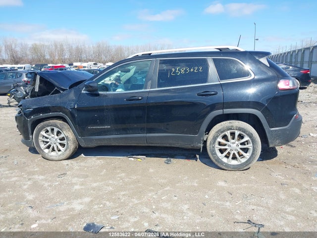 1C4PJLCX1KD143234 Jeep Cherokee Latitude
