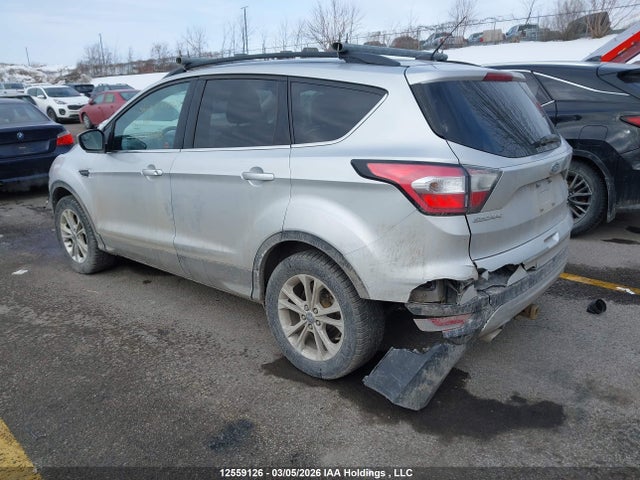 1FMCU9G9XHUA55503 Ford ESCAPE SE