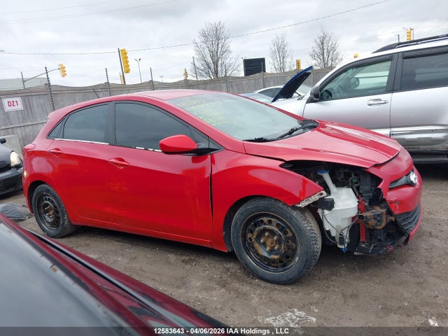2013 Hyundai Elantra Gt Gl მანქანა იყიდება აუქციონზე, vin: KMHD25LE4DU087010, აუქციონის ნომერი: 12583643