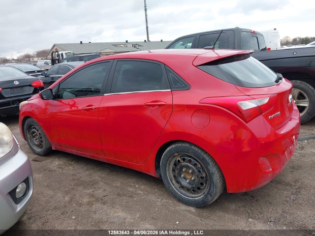2013 Hyundai Elantra Gt Gl მანქანა იყიდება აუქციონზე, vin: KMHD25LE4DU087010, აუქციონის ნომერი: 12583643