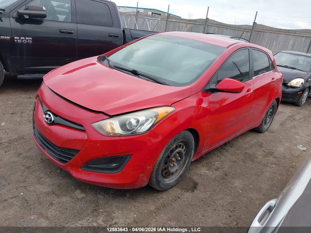 2013 Hyundai Elantra Gt Gl მანქანა იყიდება აუქციონზე, vin: KMHD25LE4DU087010, აუქციონის ნომერი: 12583643
