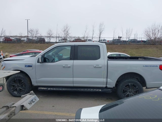 1FT6W5L72RWG26979 Ford F-150 Lightning Lariat