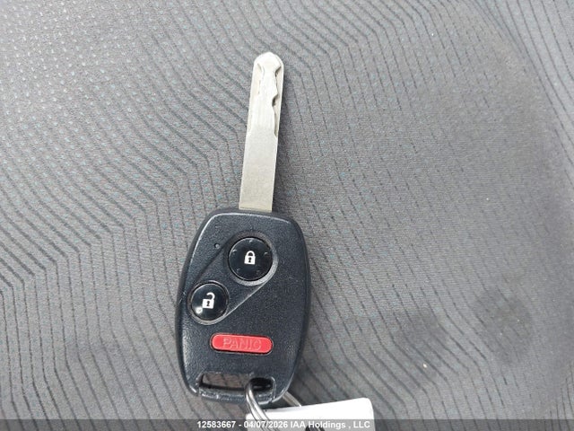 LUCGE8H53E3002261 Honda FIT LX