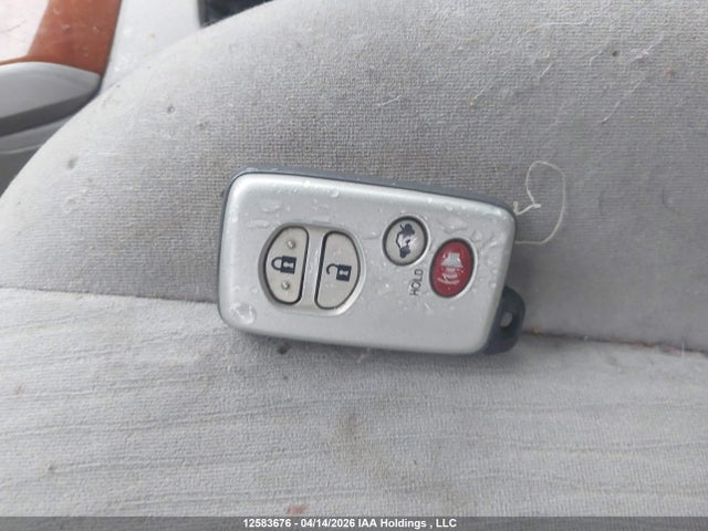 12583676 :رقم المزاد ، 2T1BU4EE9AC434174 vin ، 2010 Toyota Corolla Le مزاد بيع
