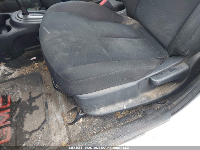 12583681 :رقم المزاد ، 3N1CE2CP2KL357028 vin ، 2019 Nissan Versa Note S/sr/sv مزاد بيع