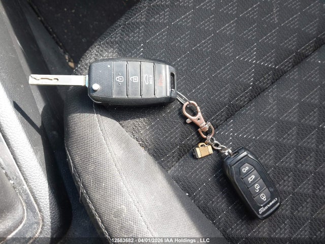 3KPA25AD7NE496703 KIA RIO S