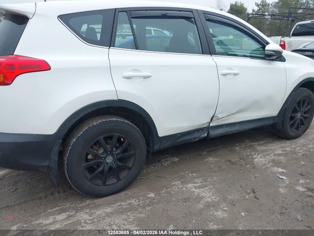 2015 Toyota Rav4 Le მანქანა იყიდება აუქციონზე, vin: 2T3BFREV1FW361032, აუქციონის ნომერი: 12583685