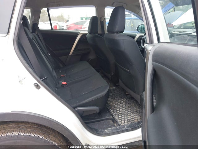 2015 Toyota Rav4 Le მანქანა იყიდება აუქციონზე, vin: 2T3BFREV1FW361032, აუქციონის ნომერი: 12583685
