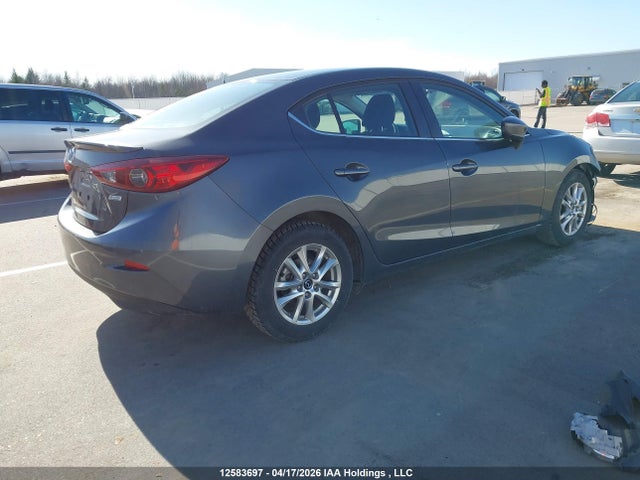 3MZBM1V72FM152776 Mazda MAZDA3