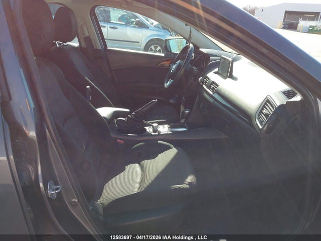 3MZBM1V72FM152776 Mazda MAZDA3
