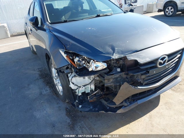 3MZBM1V72FM152776 Mazda MAZDA3