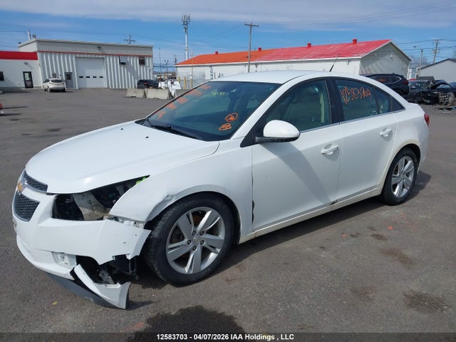 1G1P75SZ3E7407868 Chevrolet Cruze