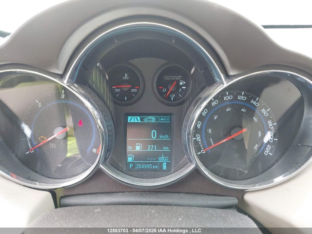 1G1P75SZ3E7407868 Chevrolet Cruze