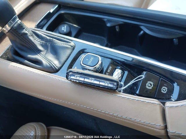 YV4A22PL9G1015074 Volvo Xc90 T6 Inscription