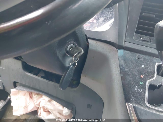 5TDZK3DC3FS548359 Toyota Sienna