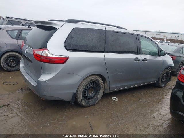 5TDZK3DC3FS548359 Toyota Sienna