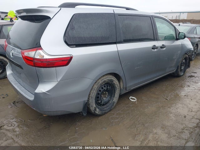 5TDZK3DC3FS548359 Toyota Sienna