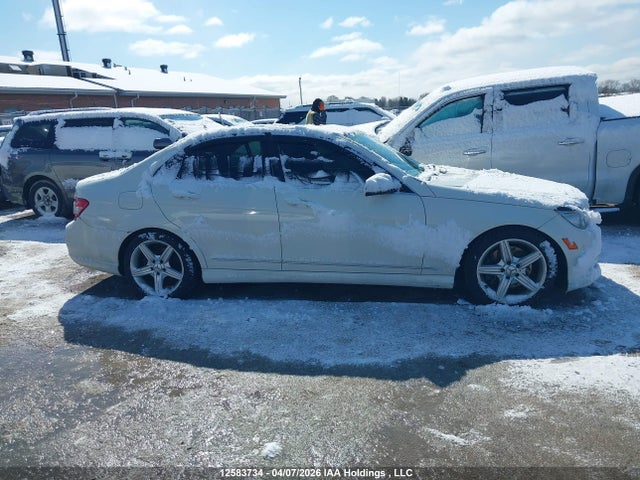 12583734 :رقم المزاد ، WDDGF8BBXBA499855 vin ، 2011 Mercedes-benz C 300 4matic مزاد بيع