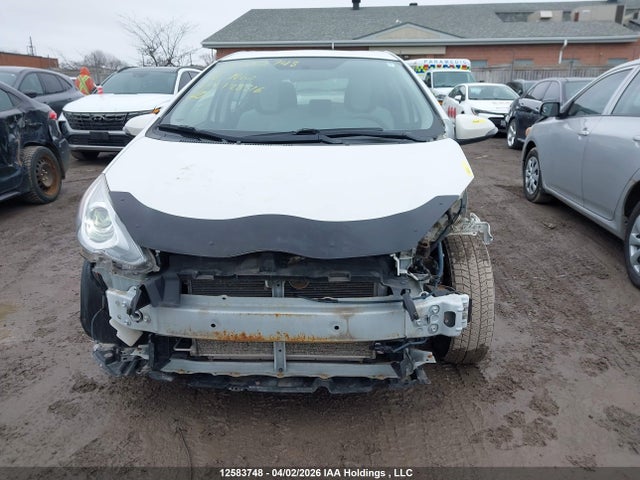 JTDKDTB31G1128516 Toyota Prius C Technology