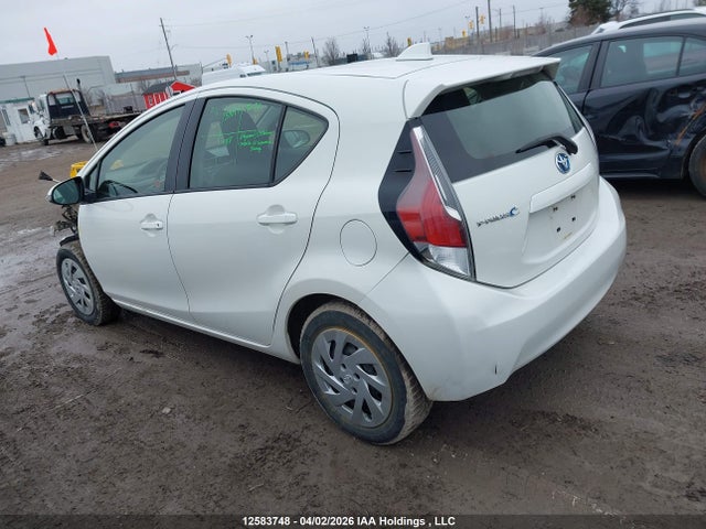JTDKDTB31G1128516 Toyota Prius C Technology