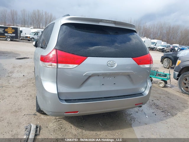Продаж на аукціоні авто 2011 Toyota Sienna Le, vin: 5TDJK3DC8BS029623, номер лоту: 12583753