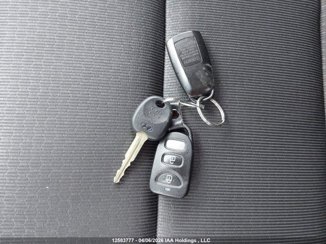 KMHD84LF7HU399636 Hyundai ELANTRA GL