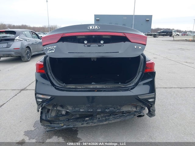 12583783 :رقم المزاد ، 3KPF54AD4ME391610 vin ، 2021 Kia Forte Ex مزاد بيع