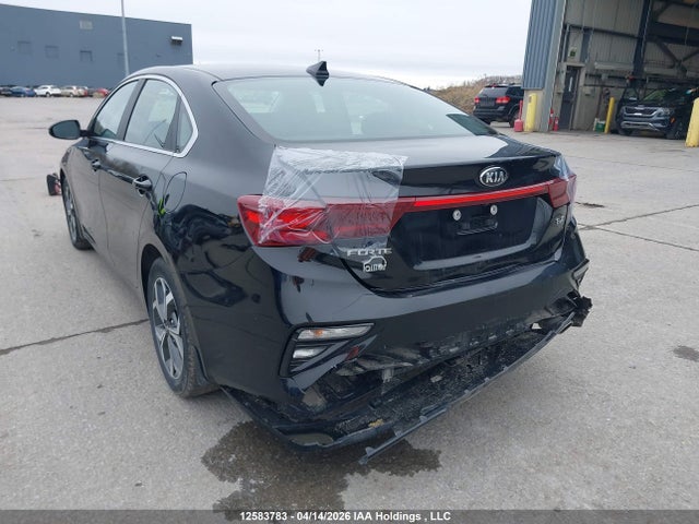 12583783 :رقم المزاد ، 3KPF54AD4ME391610 vin ، 2021 Kia Forte Ex مزاد بيع