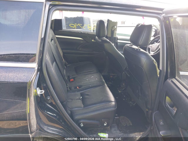 2018 Toyota Highlander Xle მანქანა იყიდება აუქციონზე, vin: 5TDJZRFH7JS550290, აუქციონის ნომერი: 12583790