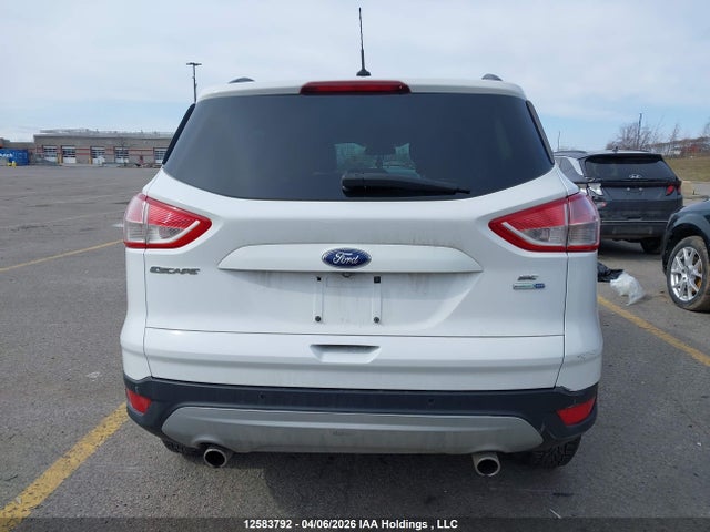 1FMCU9GX6FUA69233 Ford Escape