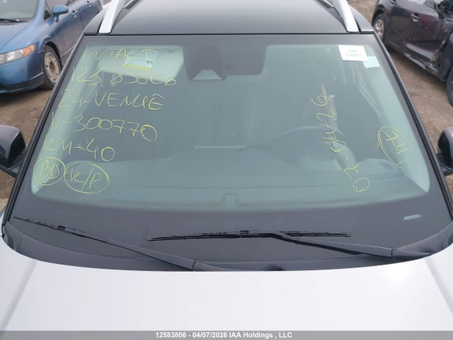 KMHRC8A33RU300770 Hyundai Venue