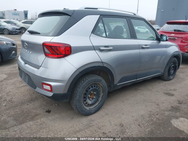 KMHRC8A33RU300770 Hyundai Venue